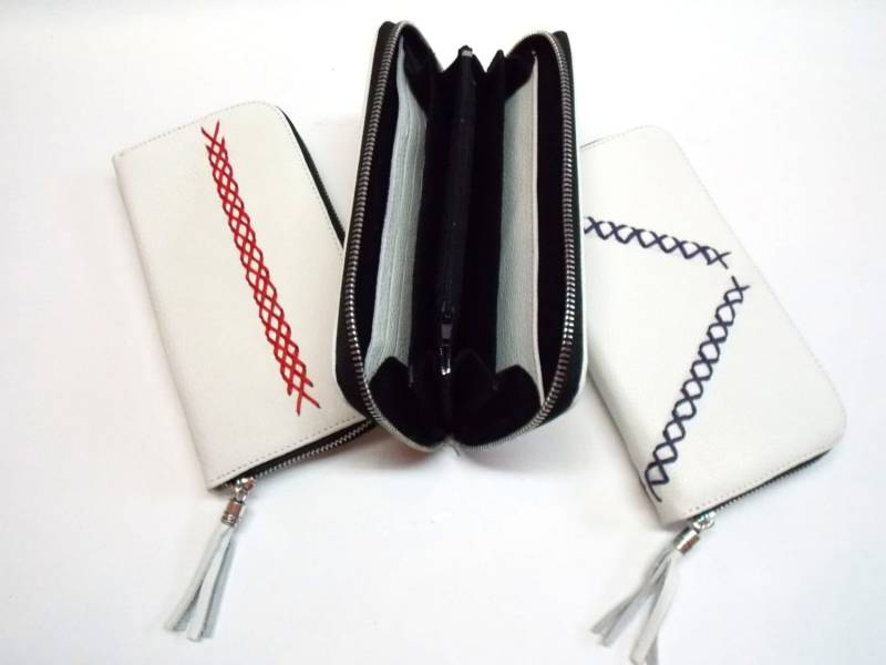 Frauen Leder Brieftasche Mit Quaste Kreuz Genähte Handgemachte Brieftasche. Benutzerdefinierte Farbe von TUMABROTHERS