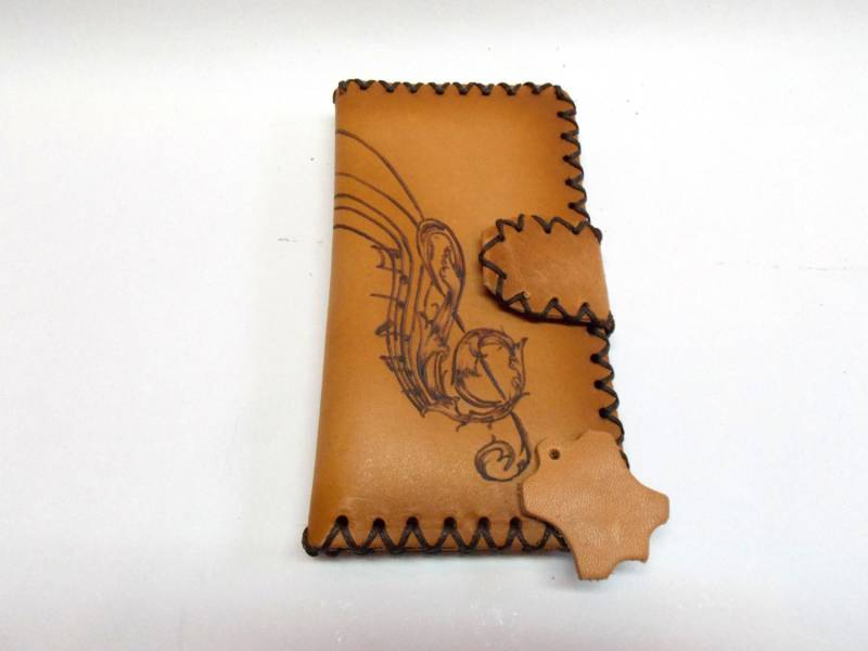 Große Leder Portemonnaie Aus Mit Notenschlüssel Brandmalerei von TUMABROTHERS