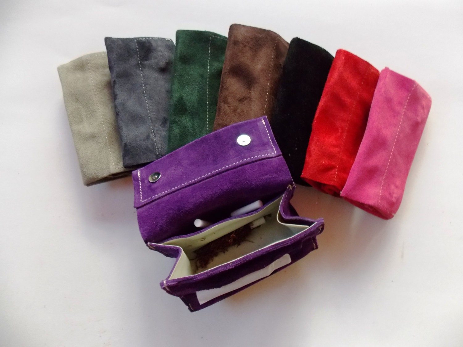 Handgefertigte Kleine Ledertabaktasche in 8 Farben von TUMABROTHERS