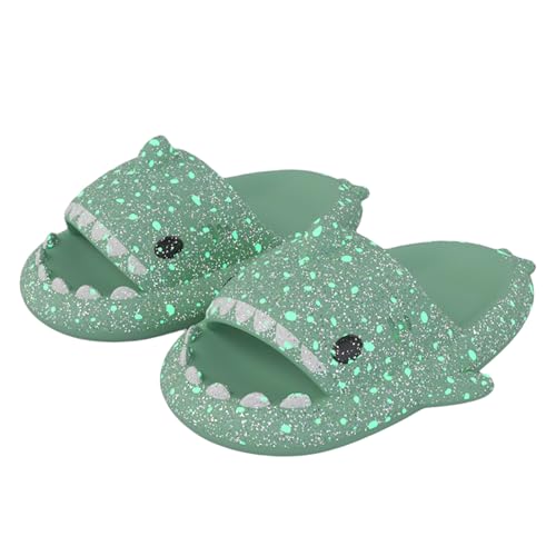 TUOJINRUIDA Nachleuchtendes Hai Schlappen Unisex Shark Slides Slippers Badelatschen für Herren or Damen Hausschuhe Latschen für Strandhaus Dusche entspannte Stunden am Pool 40-41 von TUOJINRUIDA
