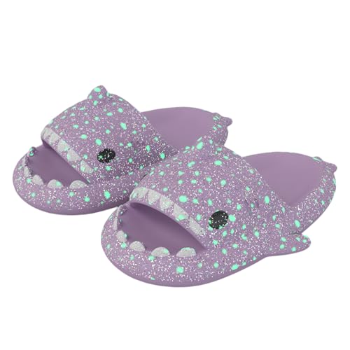 TUOJINRUIDA Nachleuchtendes Hai Schlappen Unisex Shark Slides Slippers Badelatschen für Herren or Damen Hausschuhe Latschen für Strandhaus Dusche entspannte Stunden am Pool 42-43 von TUOJINRUIDA