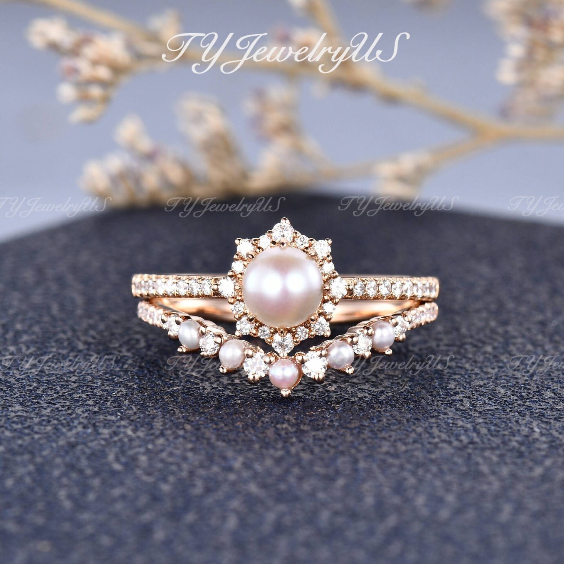 Natürliche Akoya Perle Verlobungsring Rose Gold Diamant Halo Braut Set Antik Halb Eternity Ring 2 Stück Chevron Passende Cluster Band Frau von TYJewelryUS