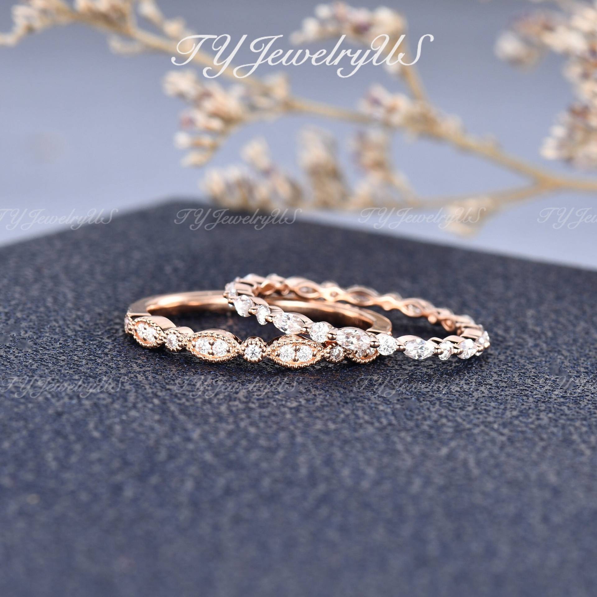 Rose Gold Ehering Frau Moissanite 2 Stück Art Deco Marquise Schliff Diamant Eternity Band Passende Zarte Zierliche Cluster von TYJewelryUS