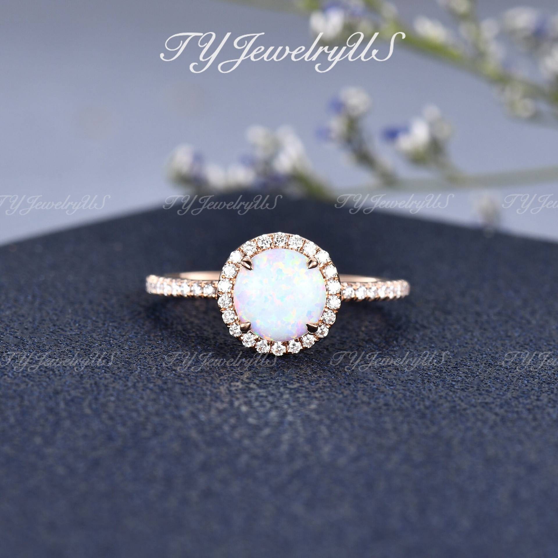 Runde Cut Lab Opal Verlobungsring Rose Gold Diamant Halo Ring Frau Einzigartig Oktober Birthstone Ehering Jahrestag Geschenk Halbe Ewigkeit von TYJewelryUS