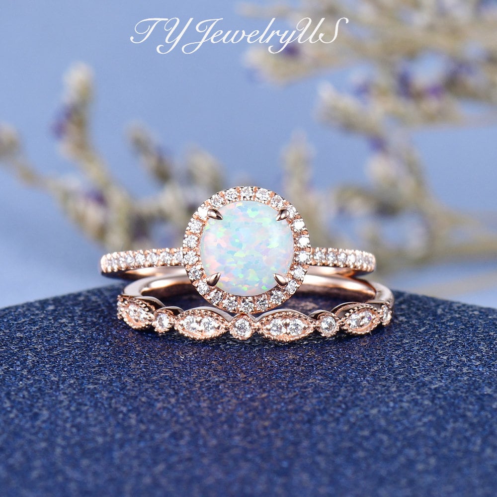 Weißer Opal Verlobungsring Lab Ehering Set Rose Gold Braut Vintage Diamant Matching Band Halo Geschenk Für Sie Birthstone Oct von TYJewelryUS