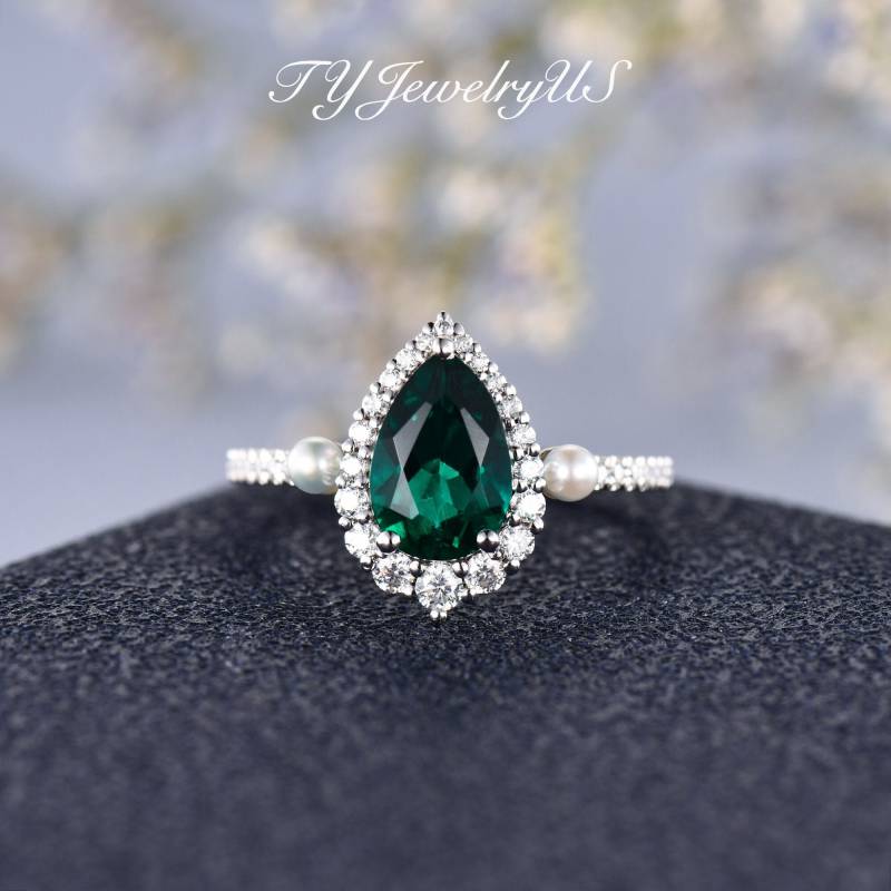 Weißgold Verlobungsring Birnenförmigen Lab Smaragd Braut Ring Akoyal Perle Ehering Halo Diamant Mai Birthstone Träne Antiker Schmuck von TYJewelryUS
