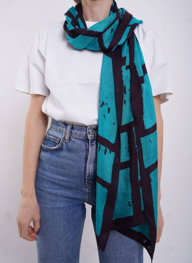 Handbedruckter Seidenschal , Tuch, Halstuch, Batik Print, 163 X 61 cm Handbedruckter Seidenschal , Tuch, Halstuch, Batik Print, 163 X 61 cm von TabrizBazar