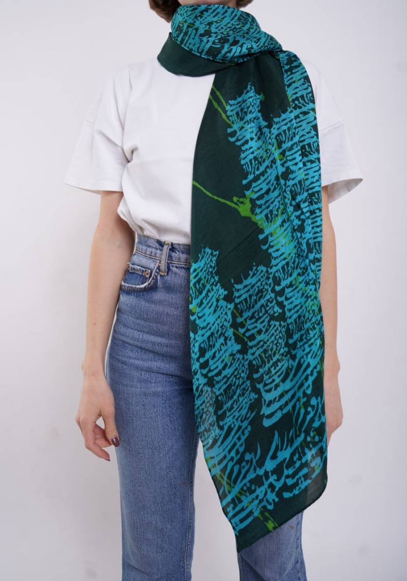 Handbedruckter Seidenschal , Tuch, Halstuch, Batik Print, 164 X 56 cm von TabrizBazar