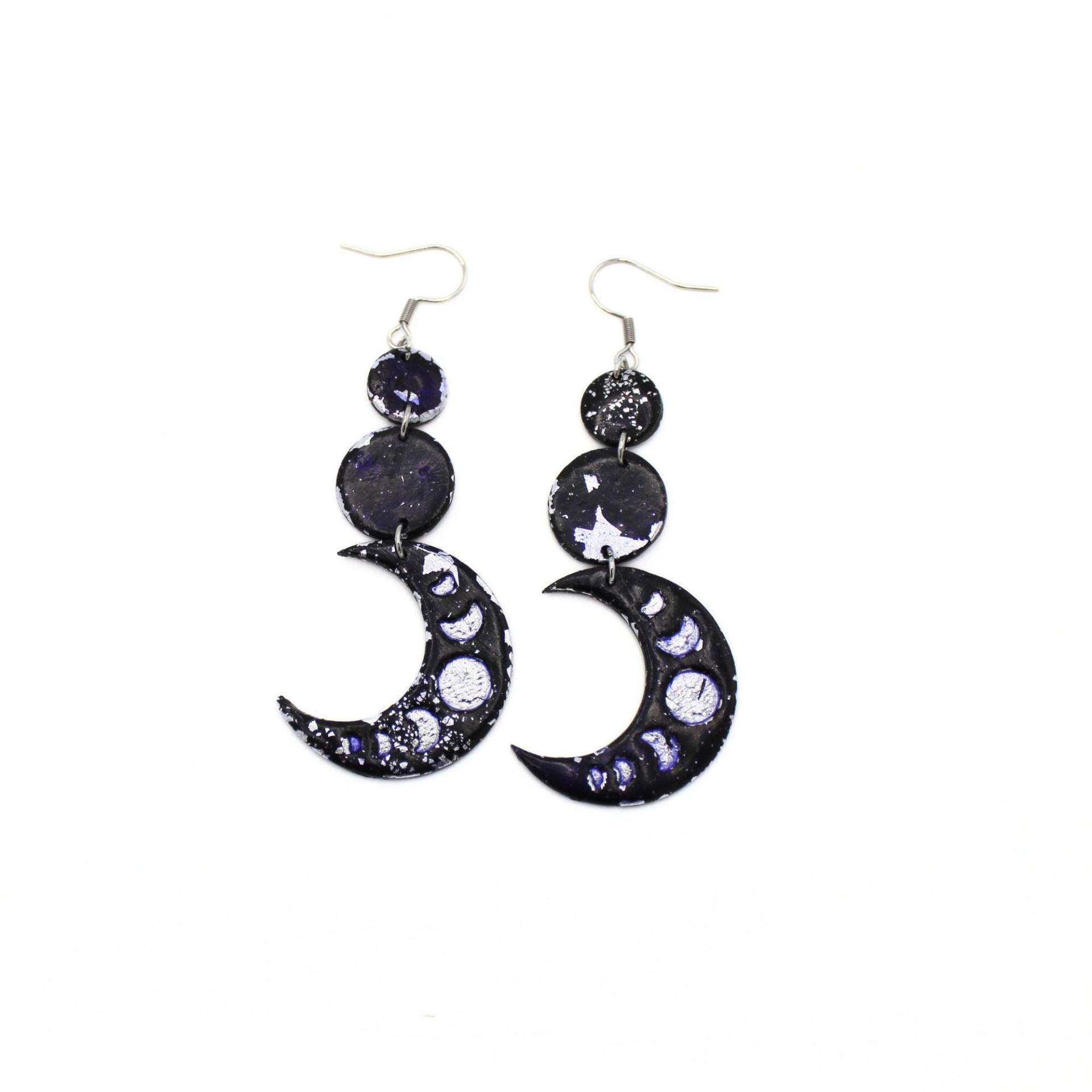 Polymer Clay Mond Ohrhänger Schwarz Lila Silber Ohrringe Mondphasen von TachinedasCreative