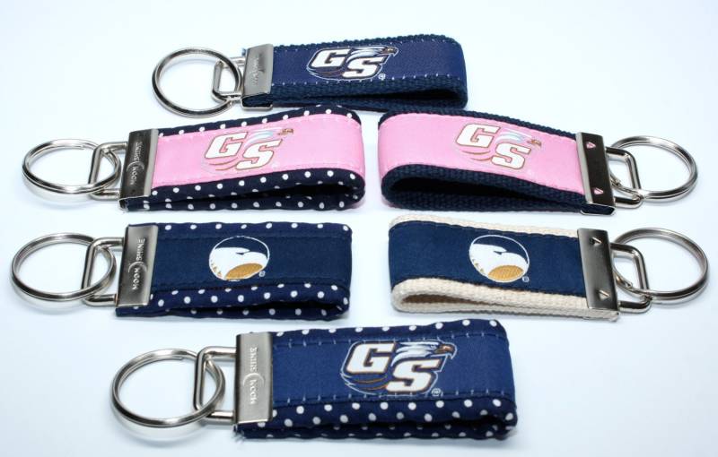 Georgia Südliche Universität Unisex Schlüsselanhänger Georgia Südliche Universität Unisex Schlüsselanhänger von TackleandHollar