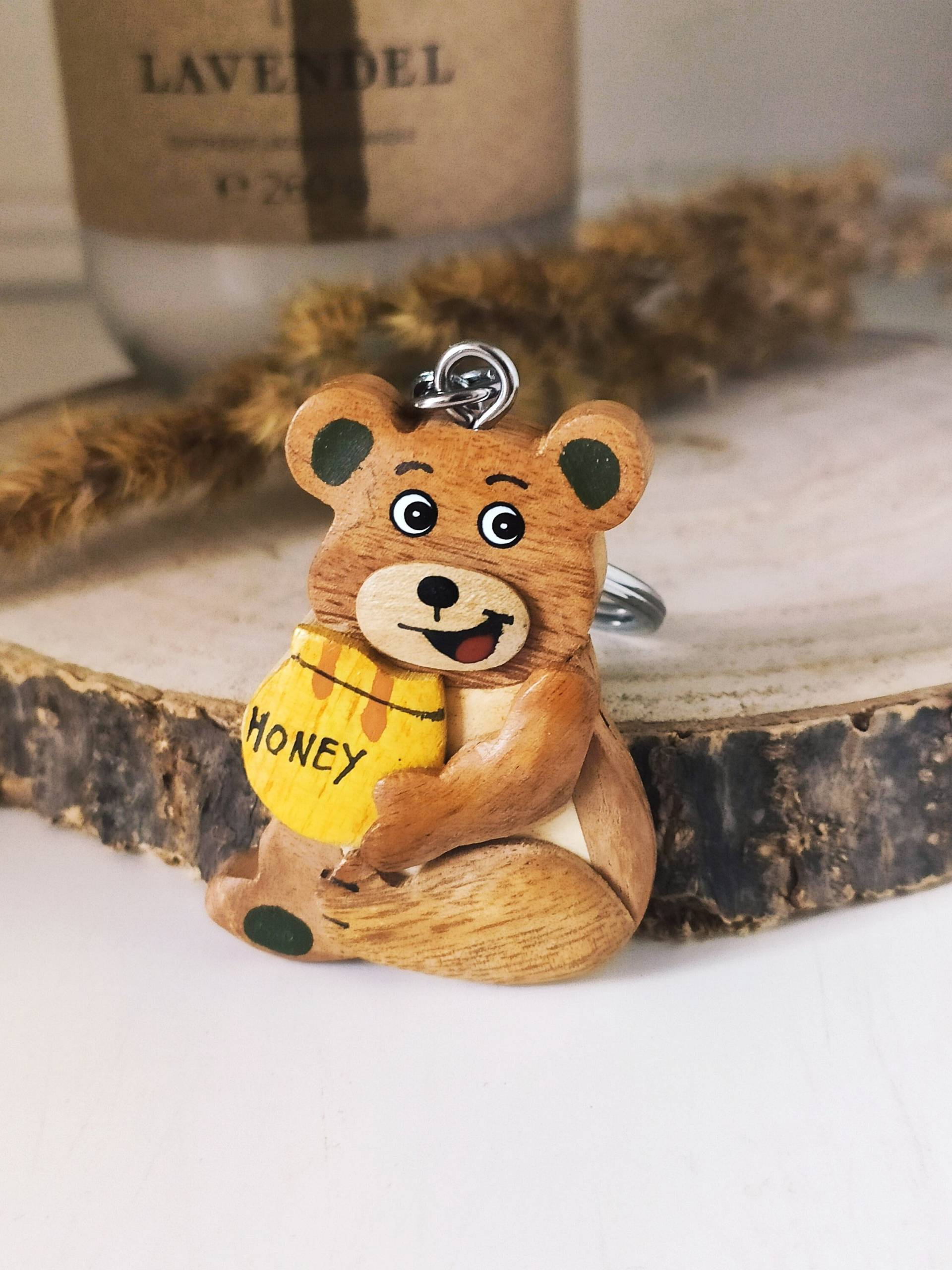 Holz Bären Anhänger | Honigbär-Anhänger Bär Schlüsselanhänger Geschenk Bärchen Bärenliebhaber von TaddelzShop