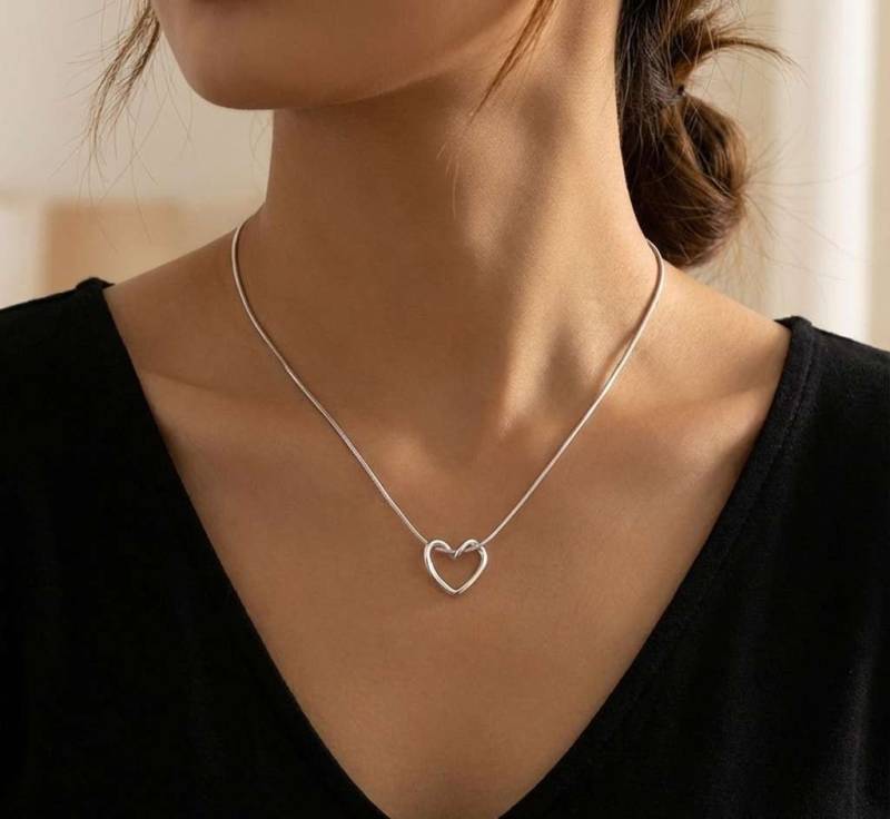 Taffstyle Herzkette Halskette aus 925 Sterling Silber für Damen mit Infinity Herz Anhänger (Edle Halskette mit verschlungenem Herzanhänger – perfekte Geschenkidee) von Taffstyle