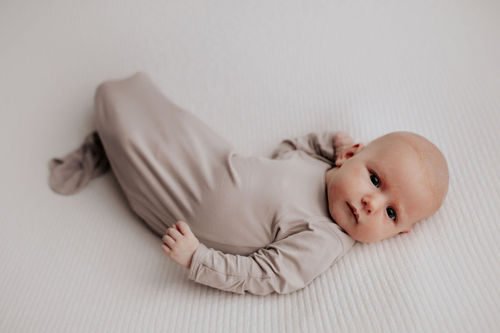 Neugeborenen Baby Geknotet Kleid - Geknotetes Kleid, Neugeborene Kleidung, Baby-Dusche-Geschenk, Nach Hause Bringen, Knoten von TagsforTots