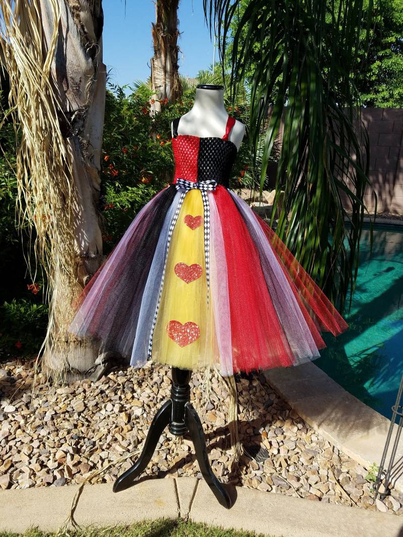 Herzkönigin Tutu Kleid/Herzkönigin Kostüm/Alice Im Wunderland Charakter/Herzkönigin Tutu/Herzkönigin Outfit/Herzkönigin Herzkönigin Tutu Kleid/Herzkönigin Kostüm/Alice Im Wunderland Charakter/Herzkönigin Tutu/Herzkönigin Outfit/Herzkönigin von TailoredTwinkle