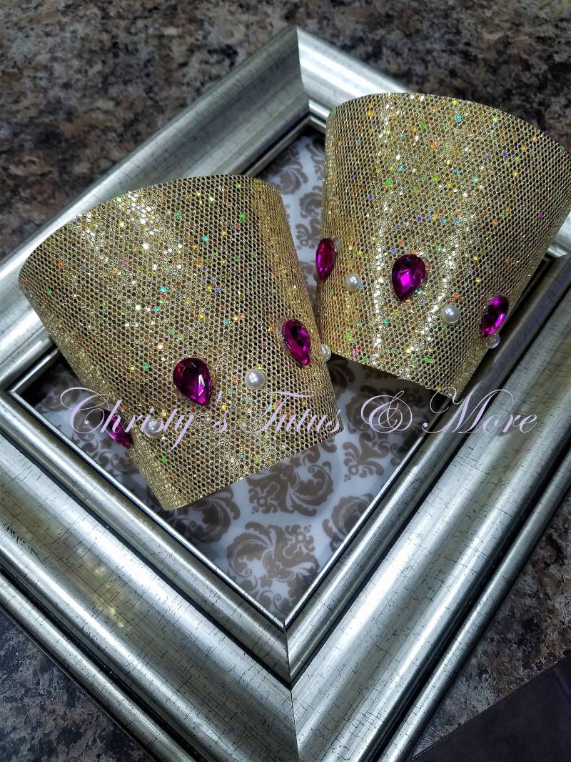 Shine Wrist Cuffs/Shine Armbänder/Shimmer & Accessory/Shimmer Kostüm/Kostümzubehör/Shine Accessory Shine Wrist Cuffs/Shine Armbänder/Shimmer & Accessory/Shimmer Kostüm/Kostümzubehör/Shine Accessory von TailoredTwinkle