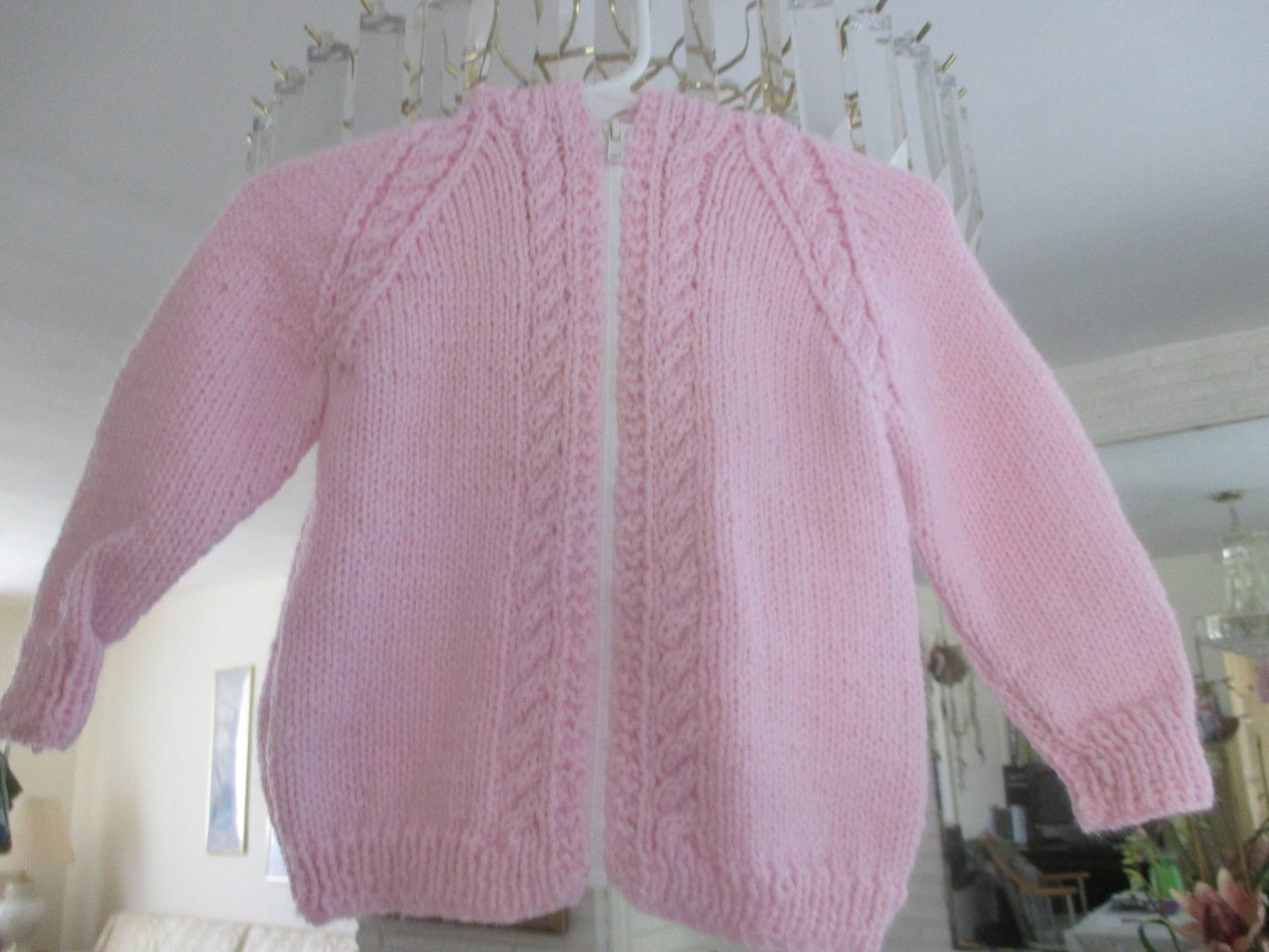 Kapuzen-Baby-Jacke/Hand Gestrickter Kapuzen-Baby-Pullover Kammzug-Kapuzen-Baby-Jacke Mit Kapuze Kapuzen-Baby-Jacke/Hand Gestrickter Kapuzen-Baby-Pullover Kammzug-Kapuzen-Baby-Jacke Mit Kapuze von TajesEmporium