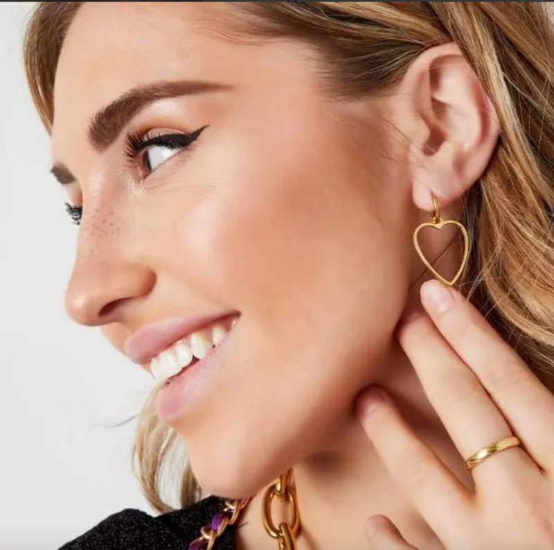 Creolen Ohrringe Mit Abnehmbaren Herz Tropfen Creolen Ohrringe Mit Abnehmbaren Herz Tropfen von TakaWear