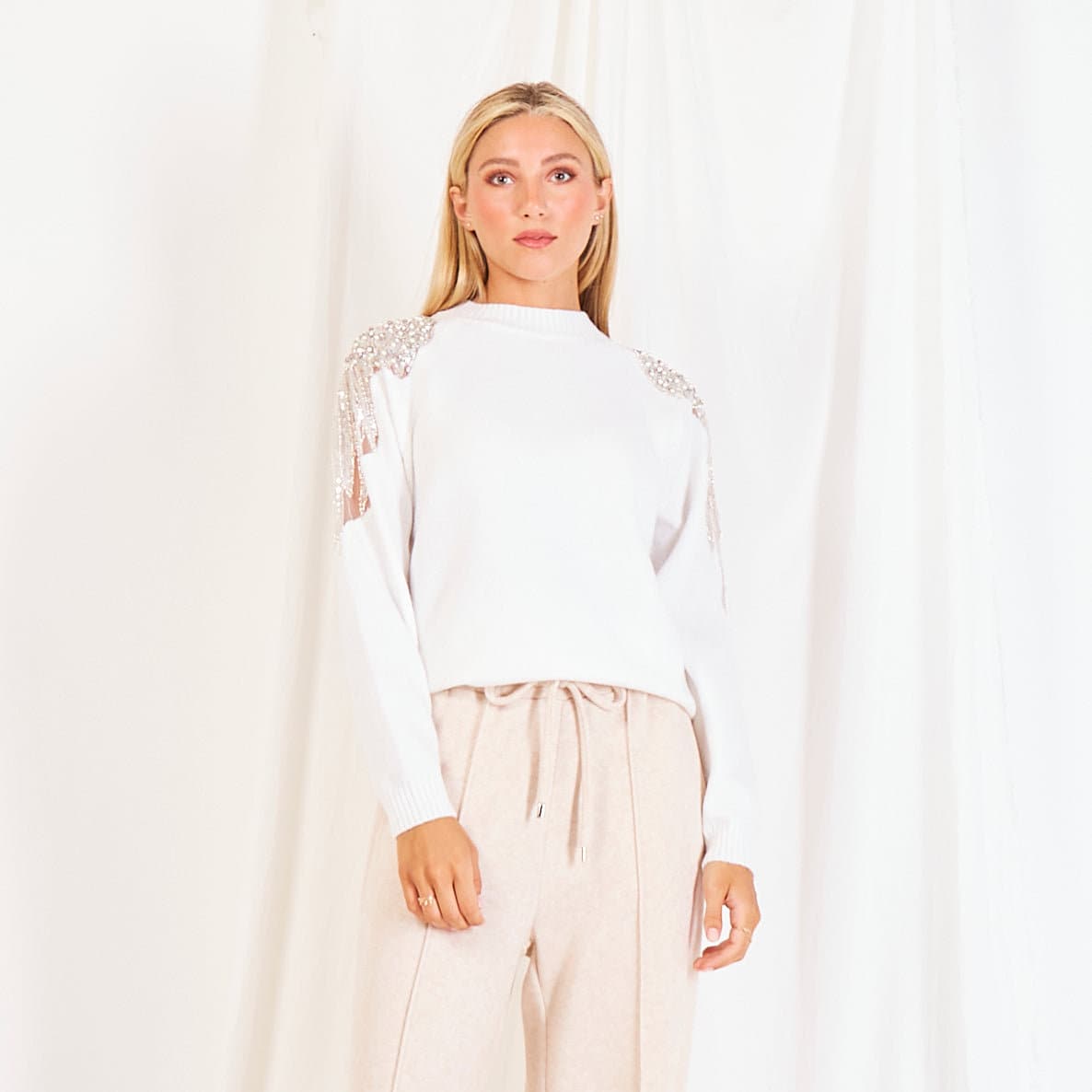 Pullover Mit Schulter Detail Strass Pullover Mit Schulter Detail Strass von TakaWear