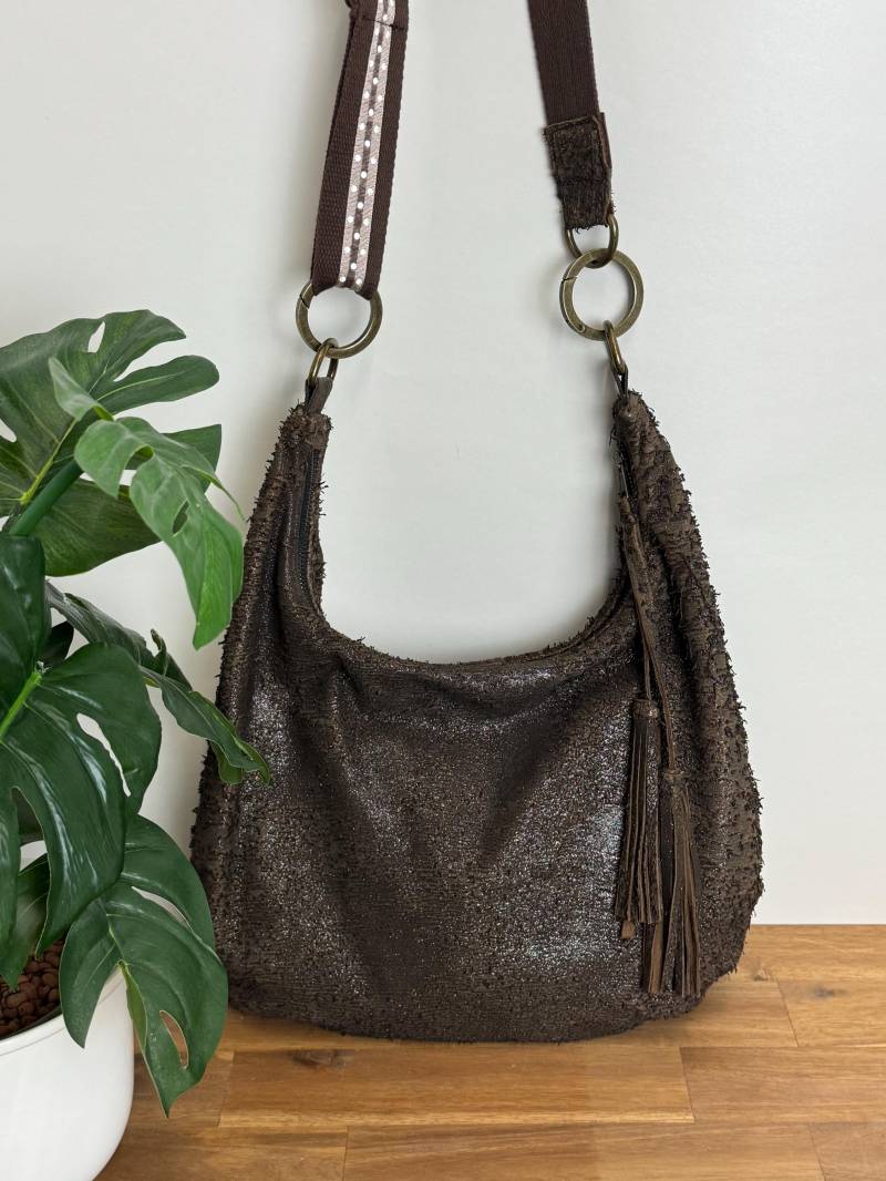 Beuteltasche Aus Dunkelbraunem Leder -"Ella" von TakaraTaschen