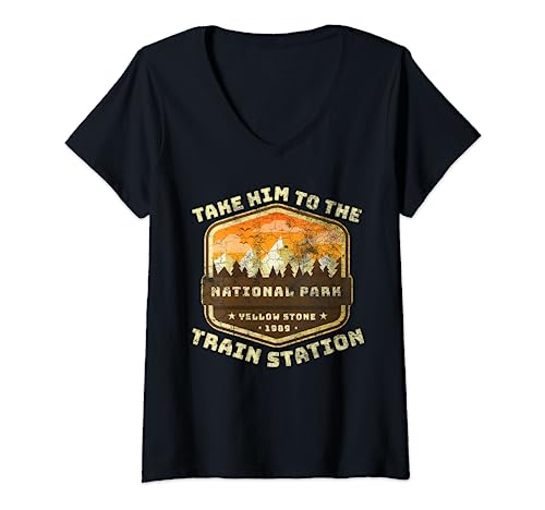Damen Nimm ihn zum Bahnhof T-Shirt Yellowstone T-Shirt mit V-Ausschnitt Damen Nimm ihn zum Bahnhof T-Shirt Yellowstone T-Shirt mit V-Ausschnitt von Take Him To The Train Station T-Shirt