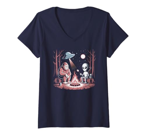Damen Niedlicher Alien Bigfoot Area 51 Roswell Camping Squad Enthusiast T-Shirt mit V-Ausschnitt von Take Me To Your Dealer UFO Believer Interstellar