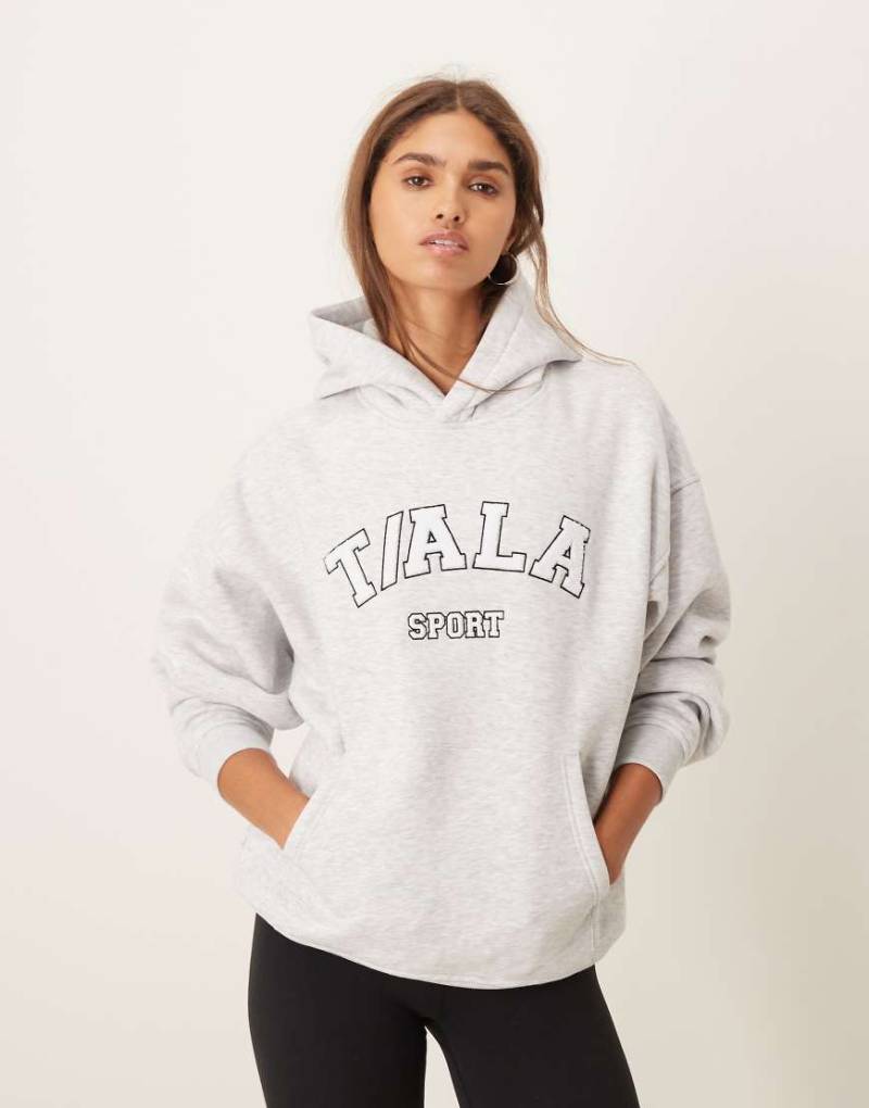 Tala - Active - Kapuzenpullover in Grau mit Applikation von Tala