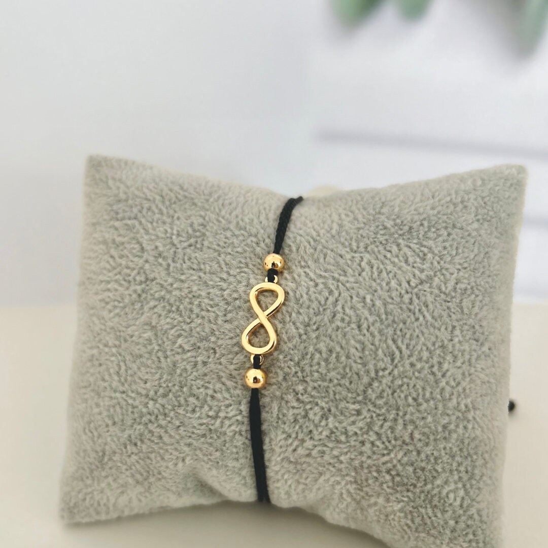 Unendlichkeit Armband Makramee - Zartes Infinity Freundschaftsarmband, Vergoldet, Perfekte Geschenkidee Für Den Valentinstag Unendlichkeit Armband Makramee - Zartes Infinity Freundschaftsarmband, Vergoldet, Perfekte Geschenkidee Für Den Valentinstag von TalaRoseSchmuck