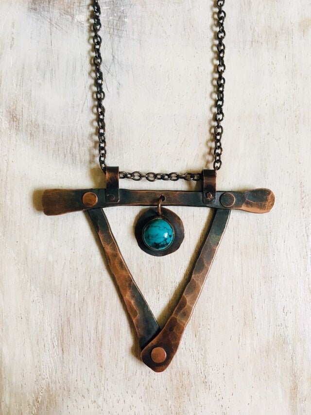 Rustikale Kupfer Und Türkis Wasser Element Halskette von TalesOfLuna