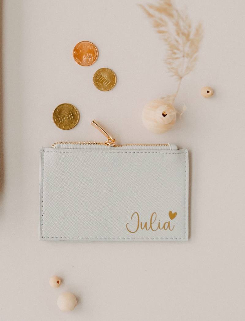 Mini Geldbörse Personalisiert Mit Name & Herz | Kleiner Geldbeutel Für Unterwegs Mini-Portemonnaie Tales Of Marley von TalesOfMarley