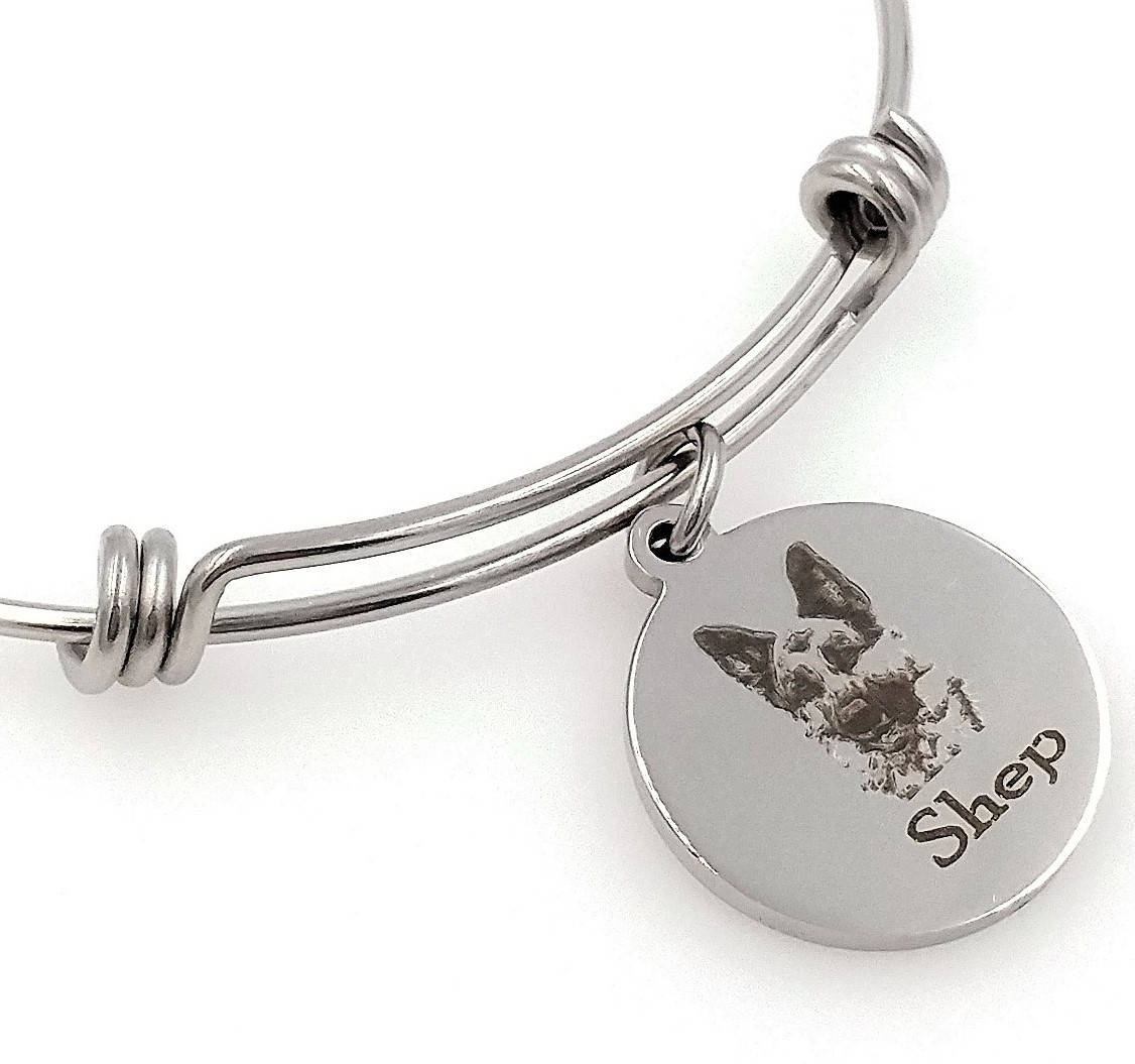 Deutscher Schäferhund Graviert Erweiterbar Personalisierte Armreif von TalkToThePaws