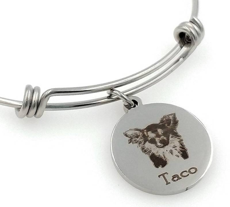 Langhaarige Chihuahua Graviert Erweiterbar Personalisierte Armreif von TalkToThePaws