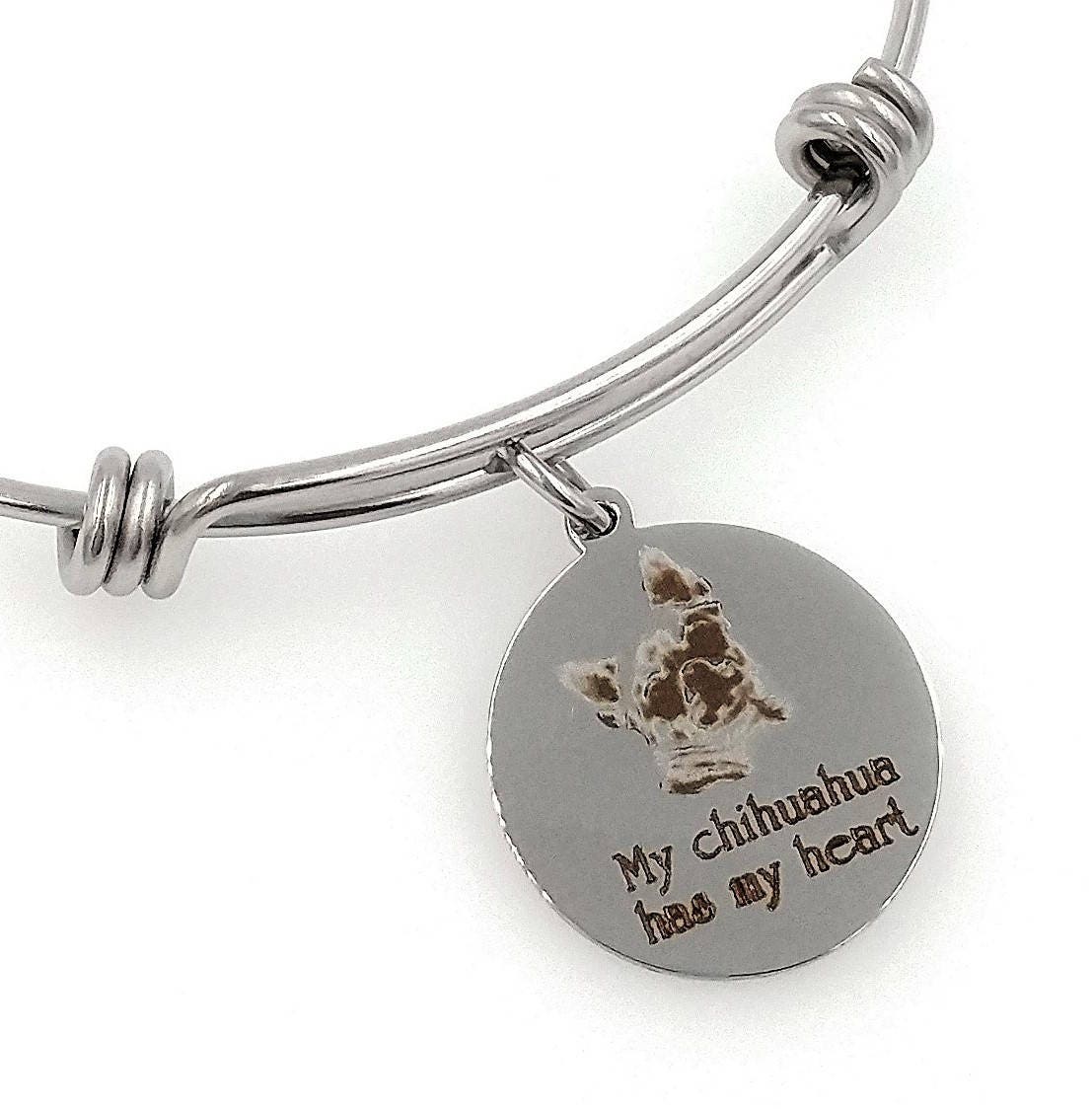 My Chihuahua Has Heart Gravierte Erweiterbare Armreif, Hund von TalkToThePaws