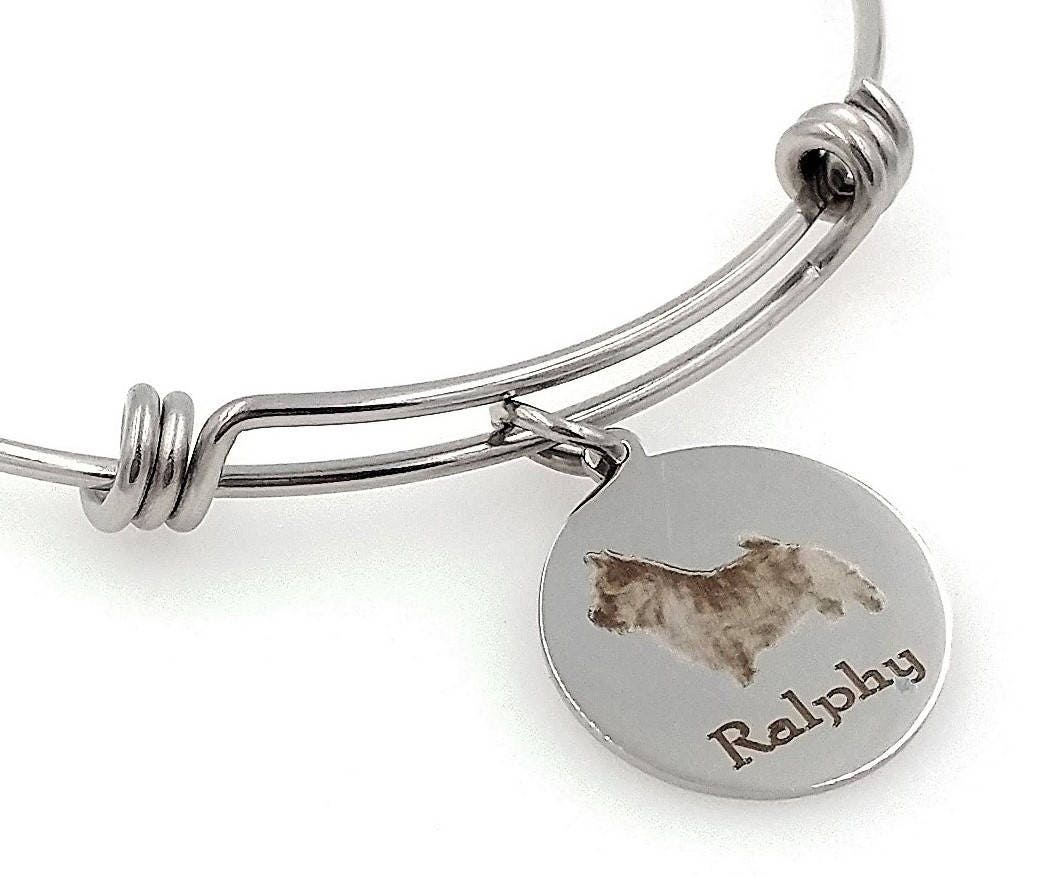 Norwich Terrier Graviert Erweiterbar Personalisierte Armreif von TalkToThePaws