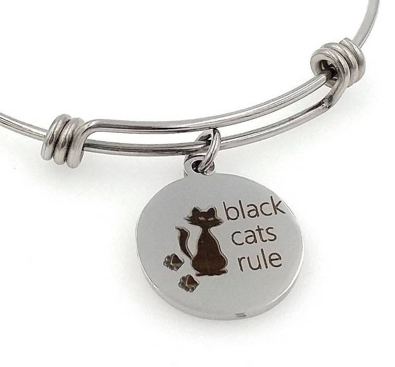 Schwarze Katzen in Der Regel Graviert Erweiterbar Armreif von TalkToThePaws