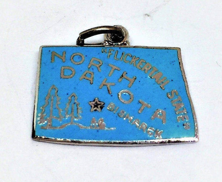 sterling North Dakota Anhänger Emaille Kornblume Blau Signiert Vintage 3/4 "2 Identisch 6, 99 Jeder Flickertail Zustand von TalkingDogsVintage