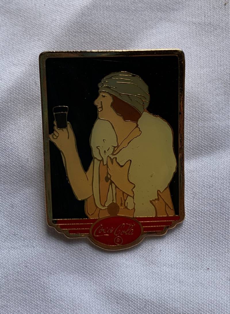 Coca Cola Flapper Pin von TalulahPixiebella