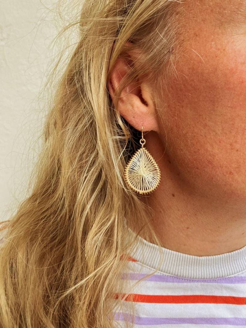 Boho Ohrringe Mit Makramee Anhänger von Talwerke