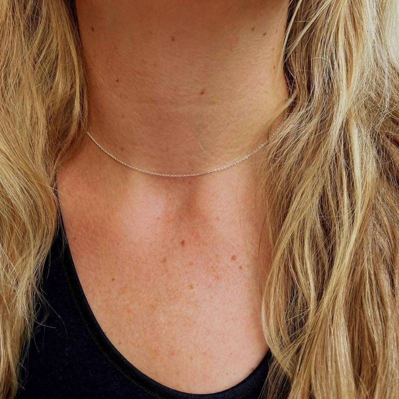 Zierliche Silberne Kette - Schlicht Und Extra Dünn 1mm von Talwerke