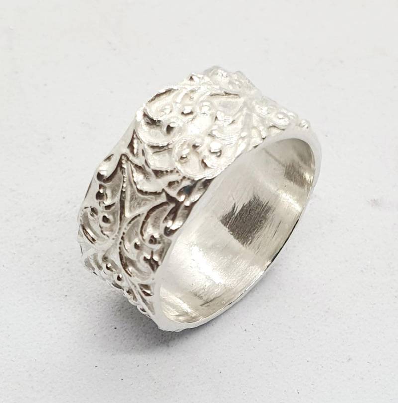 Silbernes Band Sterling Silber 925 Ring Hochzeits-Band Handgefertigte Artisan Crafted Größe 60 Braut Unisex Kostenloser Versand von TalyaHarelJewelry