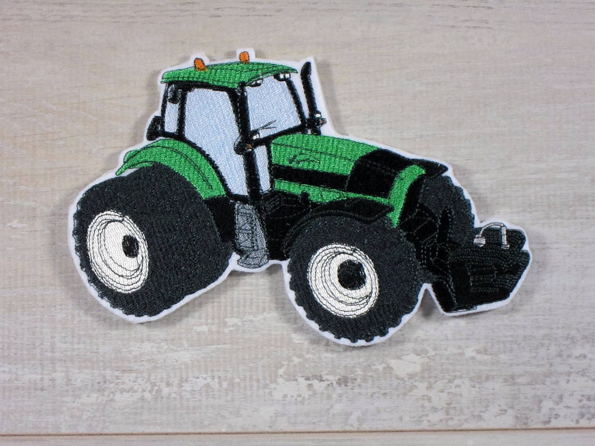 Deutz-Fahr Agrotron 210 | Stickapplikation Applikation Zum Aufnähen Und Aufbügeln von TamaluHandmadeForYou