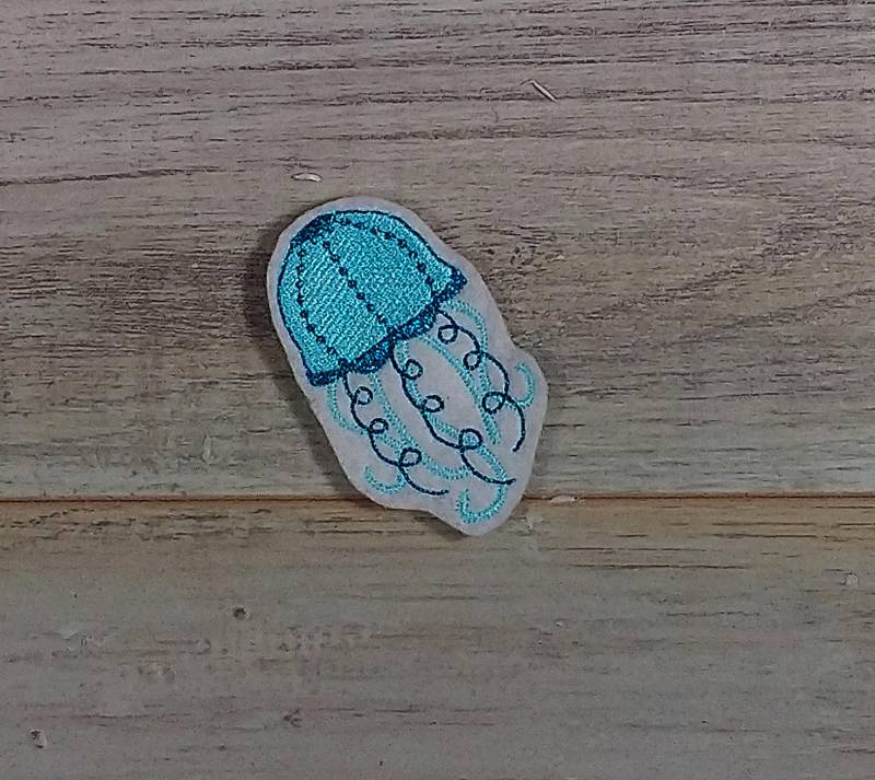 Qualle | Jellyfish Stickapplikation |Patch Applikation Zum Aufnähen Und Aufbügeln von TamaluHandmadeForYou