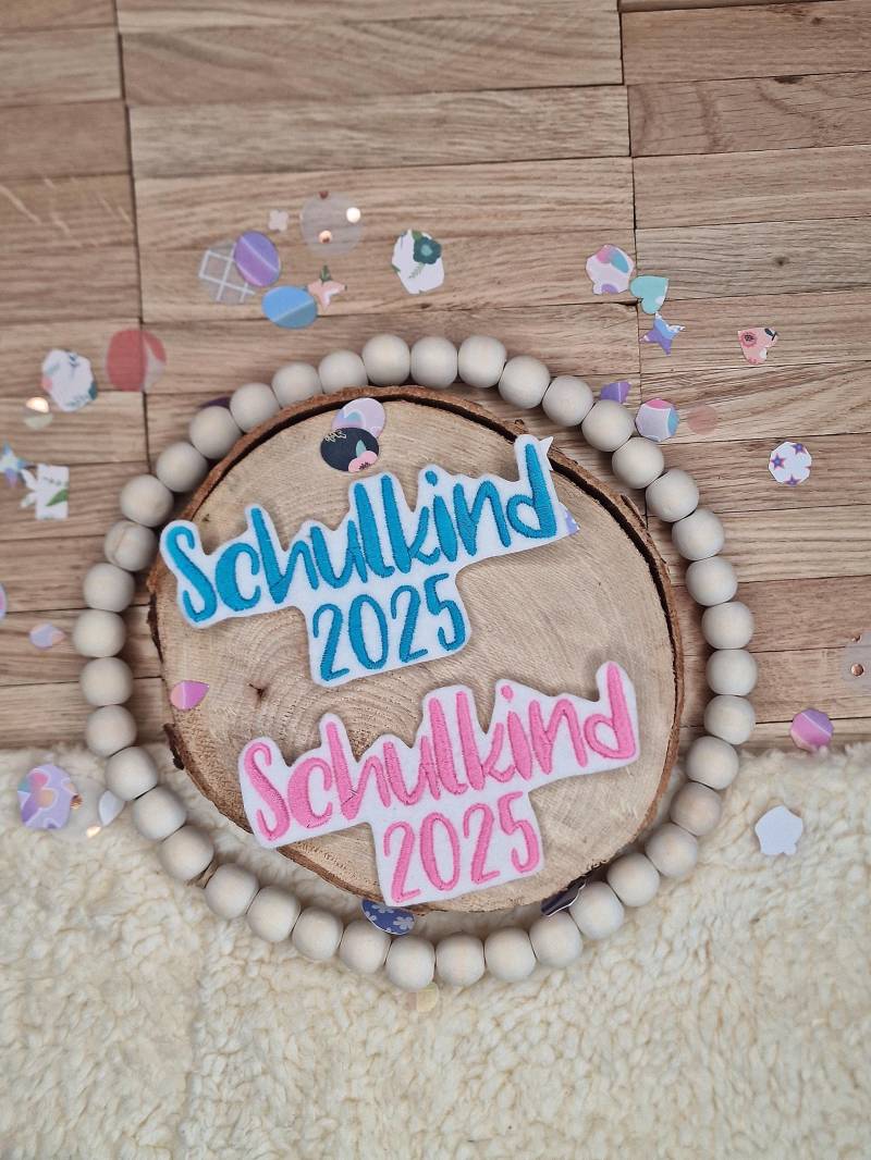 Schulkind 2025 | 6 Patch Stickapplikatio Applikation Zum Aufnähen Und Aufbügeln Schulkind 2025 | 6 Patch Stickapplikatio Applikation Zum Aufnähen Und Aufbügeln von TamaluHandmadeForYou
