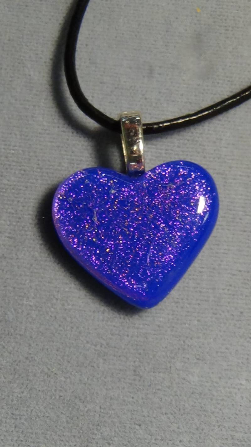 Blau Lila Herz Anhänger Dichroic Glas Valentines Blau Lila Herz Anhänger Dichroic Glas Valentines von TamiOconnell