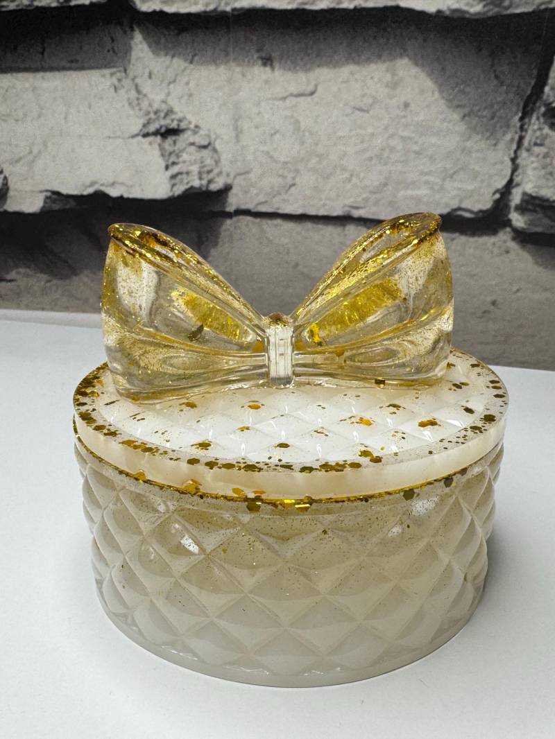 Schleifen Schatulle Epoxidharz | Resinschatulle Handgemacht Epoxidharzschatulle Schleife Kinderzimmer Schmuckkästchen Prinzessin von TamiisZauberstueble