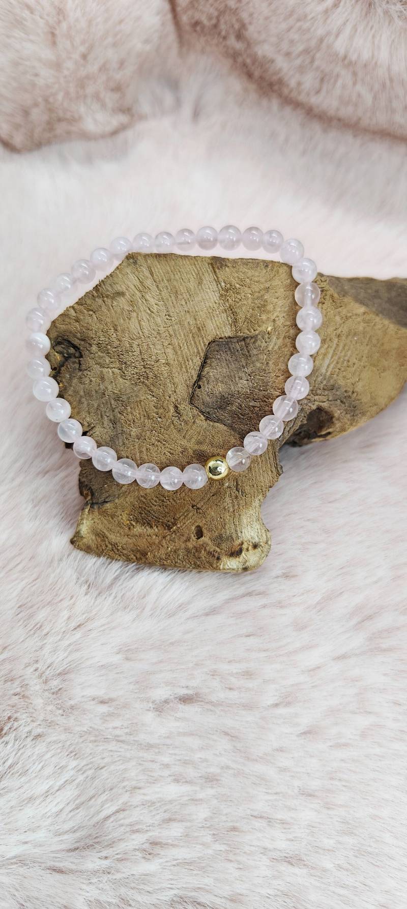 Elegantes Rosenquarz Perlenarmband Mit Hämatitperle | 4mm Schmucksteinarmband Handgemacht Elegantes Rosenquarz Perlenarmband Mit Hämatitperle | 4mm Schmucksteinarmband Handgemacht von Taminileo