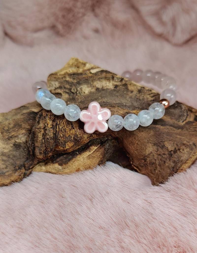 Mondstein & Rosenquarz Perlenarmband Mit Cherry Blossom Keramikperle | 6mm Schmucksteinarmband Handgemacht Mondstein & Rosenquarz Perlenarmband Mit Cherry Blossom Keramikperle | 6mm Schmucksteinarmband Handgemacht von Taminileo