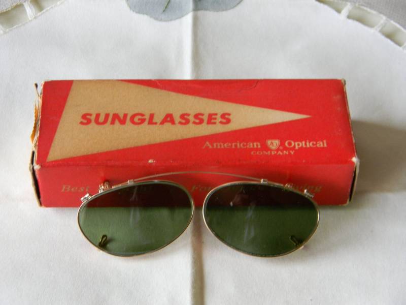 Vintage American Optisch Aviator Clip On Sonnenbrille Calobar Grüne Gläser, 1960Er Jahre von Tamtasvintage