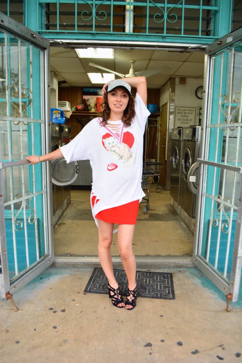 Kätzchen Liebe T-Shirt/Frauen-T-stück T Katze Cat Dame Beunruhigt Eine Art Band Spitze V Lose Bänder Hinten, Passt Größen S Bis Xl von Tanamashop