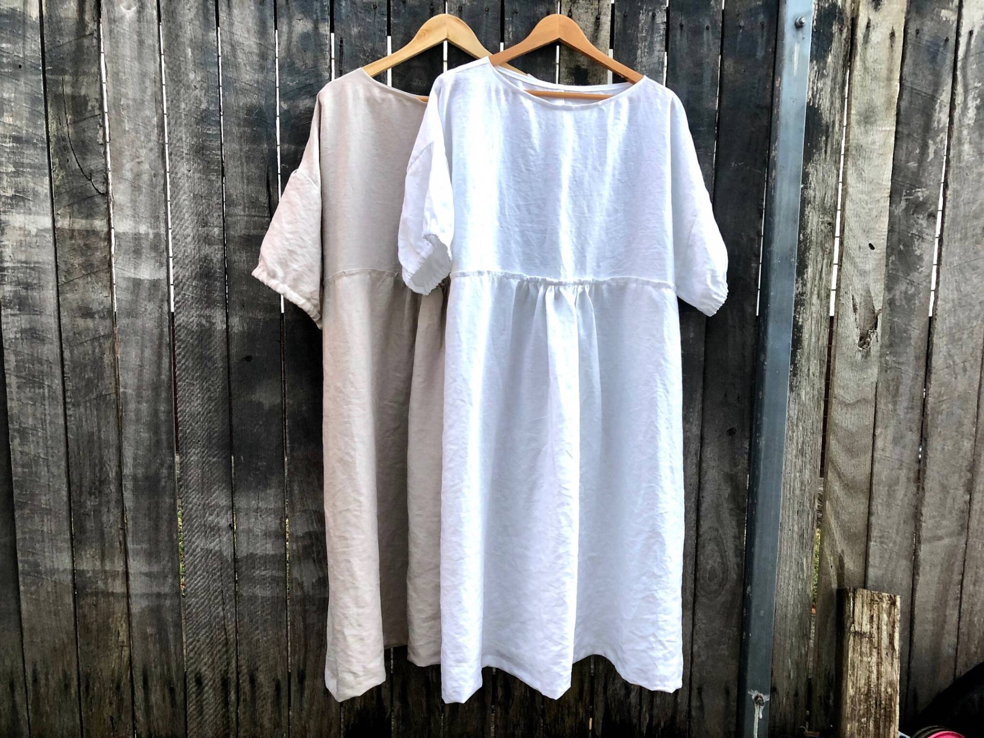 Leinen Kleid Womwomen Natürliche Mit Vorne Sammelt, Eine Größe Passt Die Meisten, Bequeme Freie Natürlichen Stoff, Mittlere Ärmel Mutterschaft Leinen Kleid Womwomen Natürliche Mit Vorne Sammelt, Eine Größe Passt Die Meisten, Bequeme Freie Natürlichen Stoff, Mittlere Ärmel Mutterschaft von TaneCloth