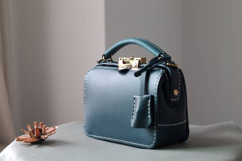 Dulles Doktortasche-Damen Rindsleder Handtasche Handgemachte Schultertasche von TangentLinearLeather